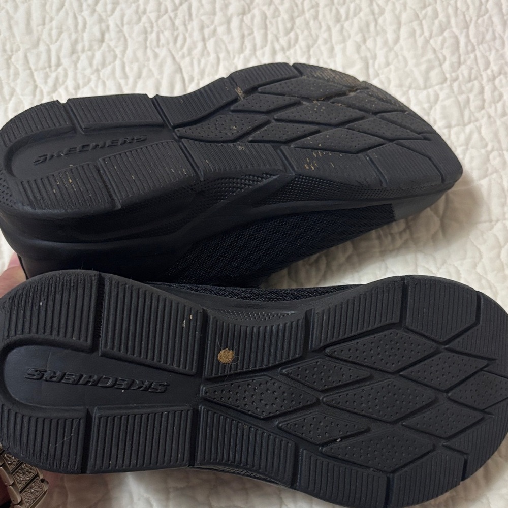 Skechers Kids Black Sneakers - Picture 8 of 8